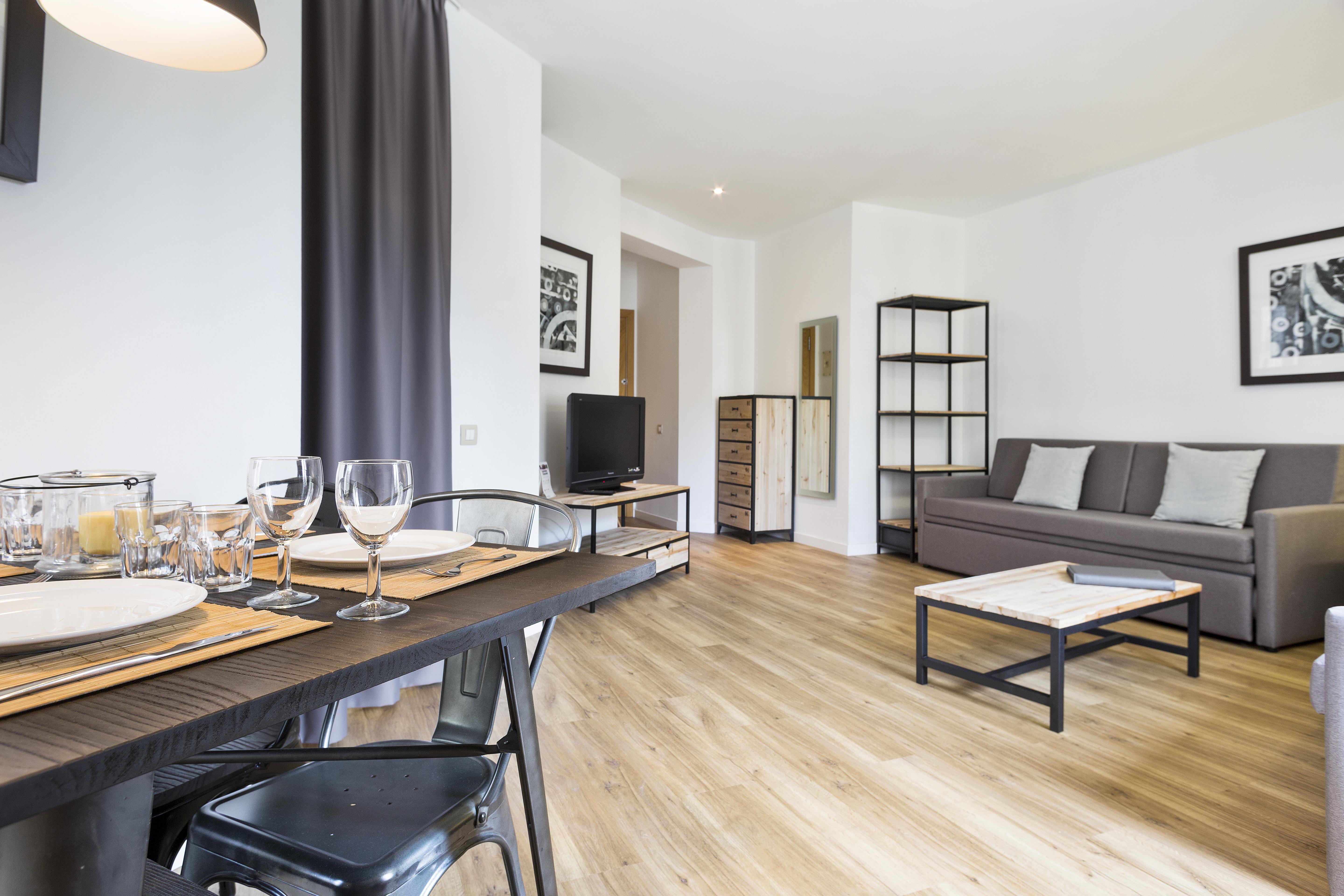 Amister Apartments Барселона Екстер'єр фото