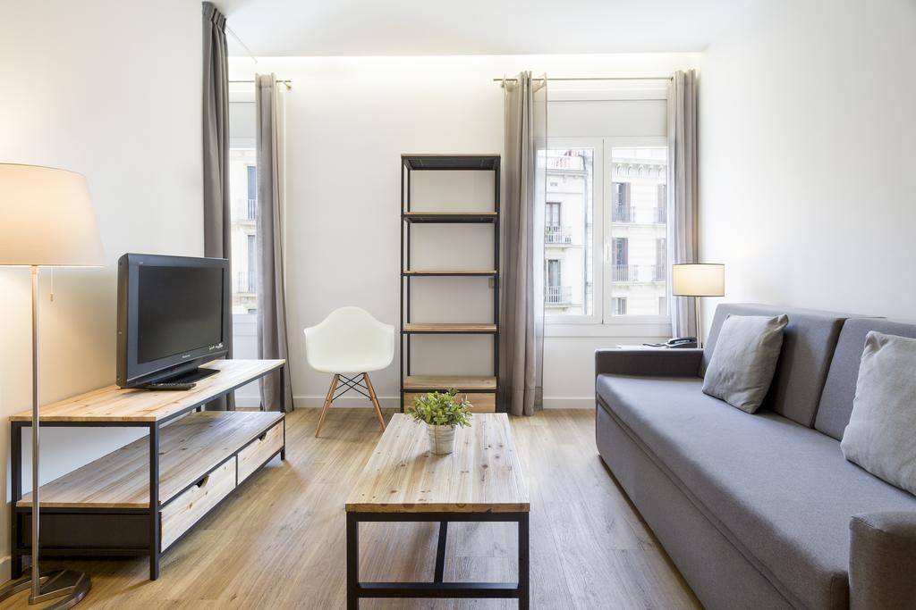 Amister Apartments Барселона Екстер'єр фото