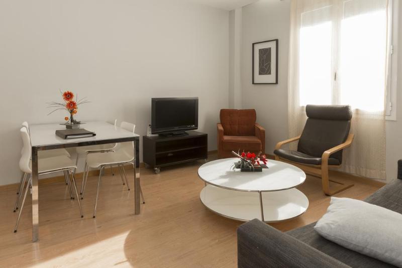 Amister Apartments Барселона Екстер'єр фото