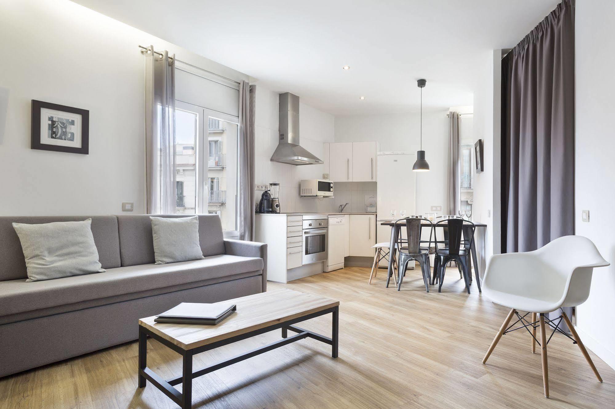 Amister Apartments Барселона Екстер'єр фото